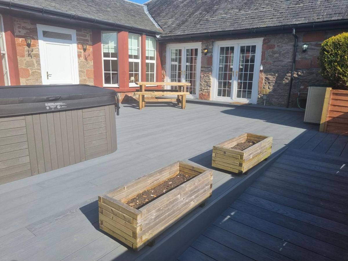 Auchendennan Farm Self Catering Cottages Balloch Dış mekan fotoğraf