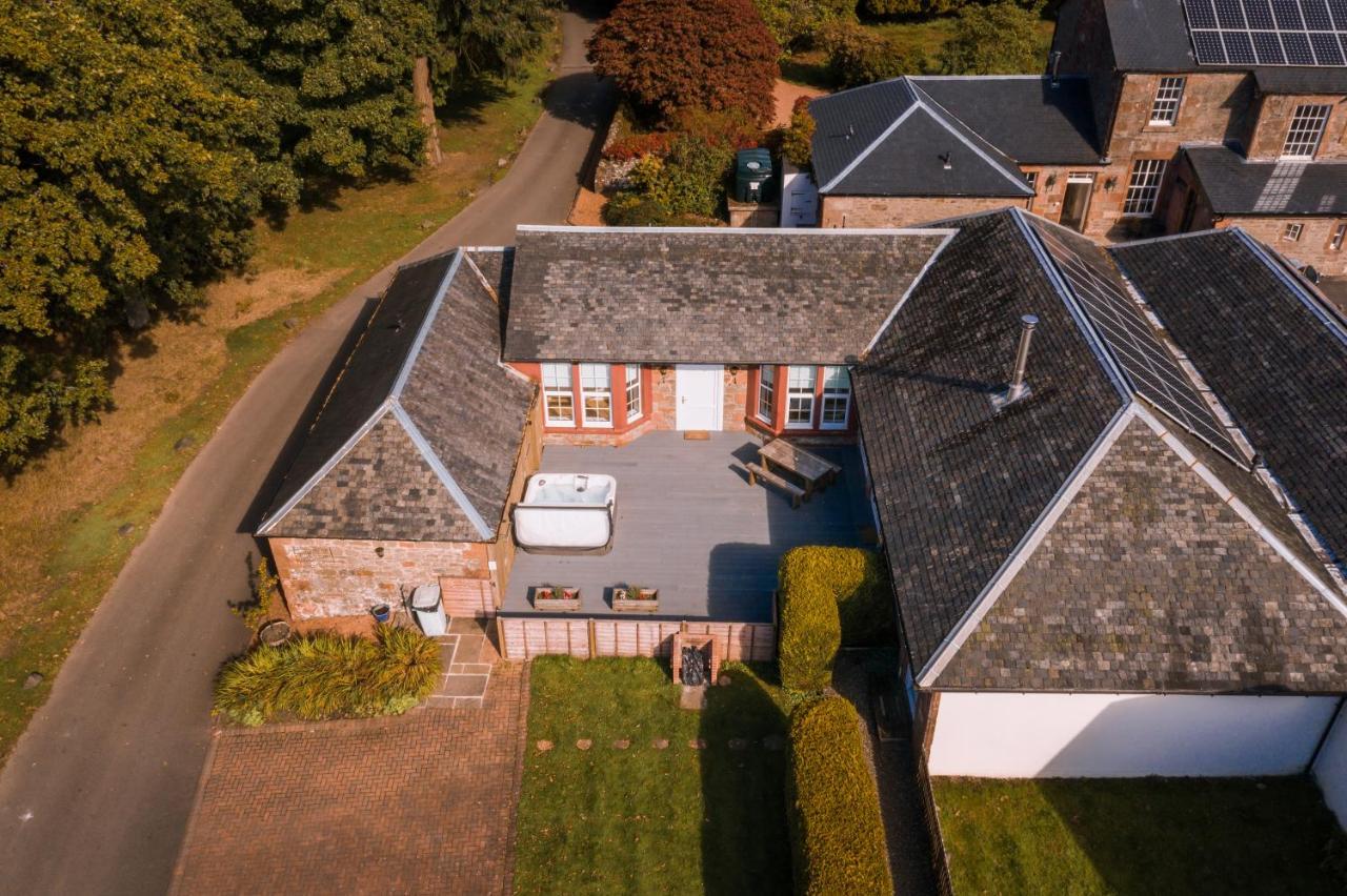 Auchendennan Farm Self Catering Cottages Balloch Dış mekan fotoğraf