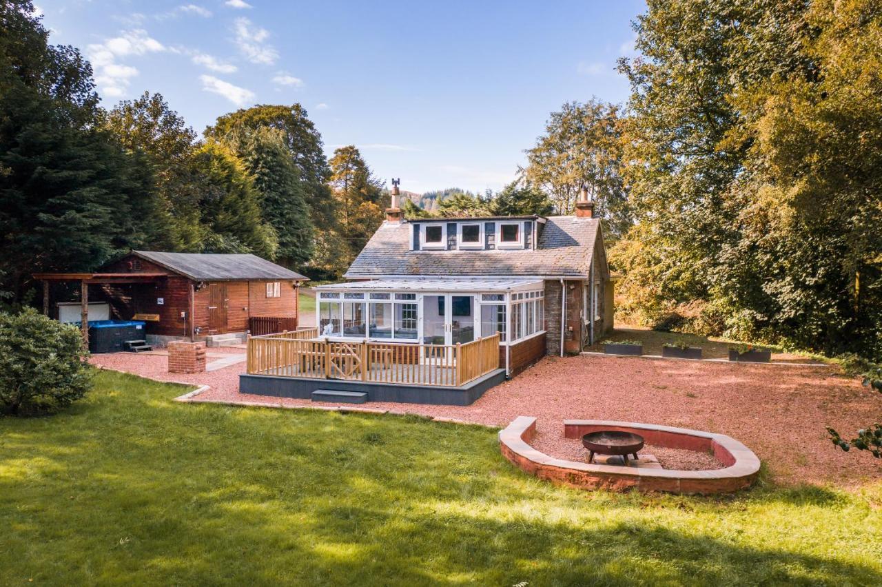 Auchendennan Farm Self Catering Cottages Balloch Dış mekan fotoğraf