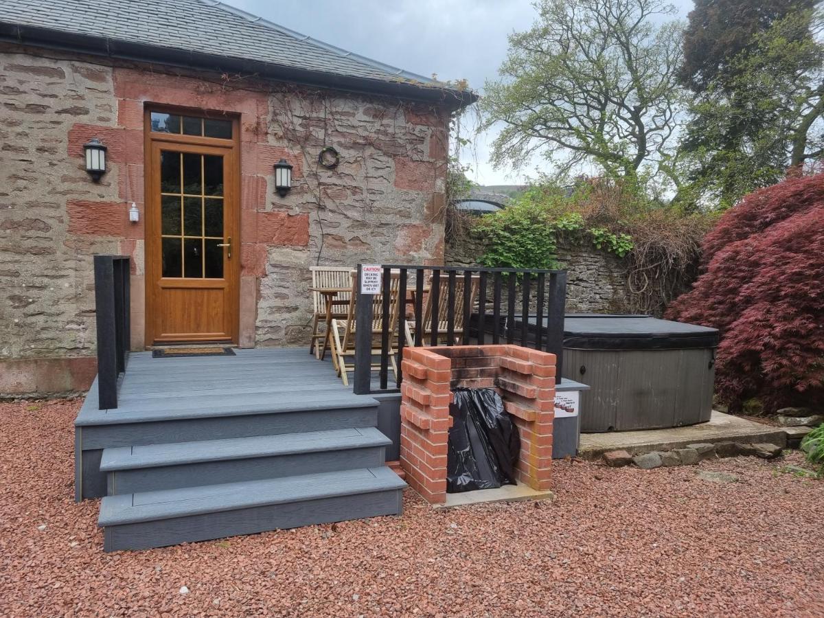 Auchendennan Farm Self Catering Cottages Balloch Dış mekan fotoğraf