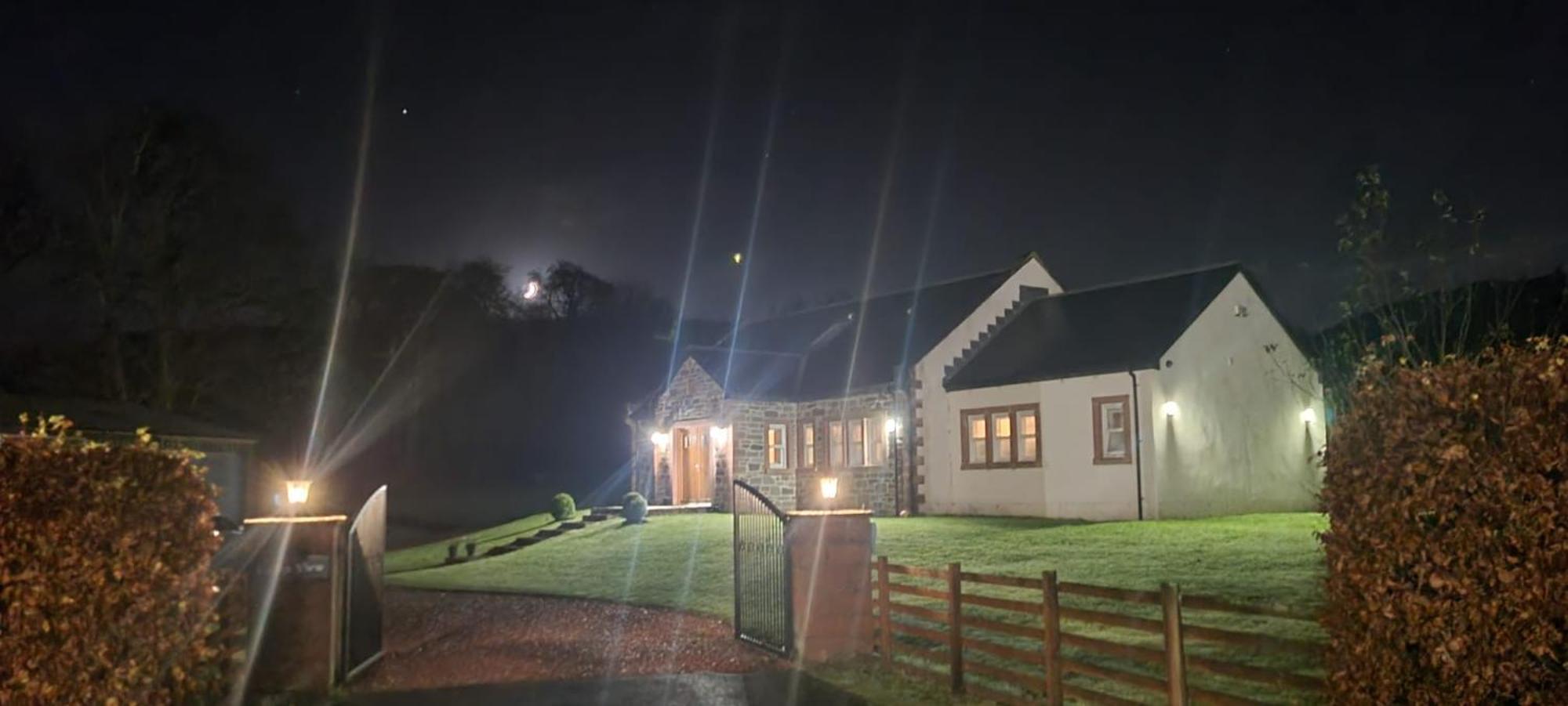 Auchendennan Farm Self Catering Cottages Balloch Dış mekan fotoğraf