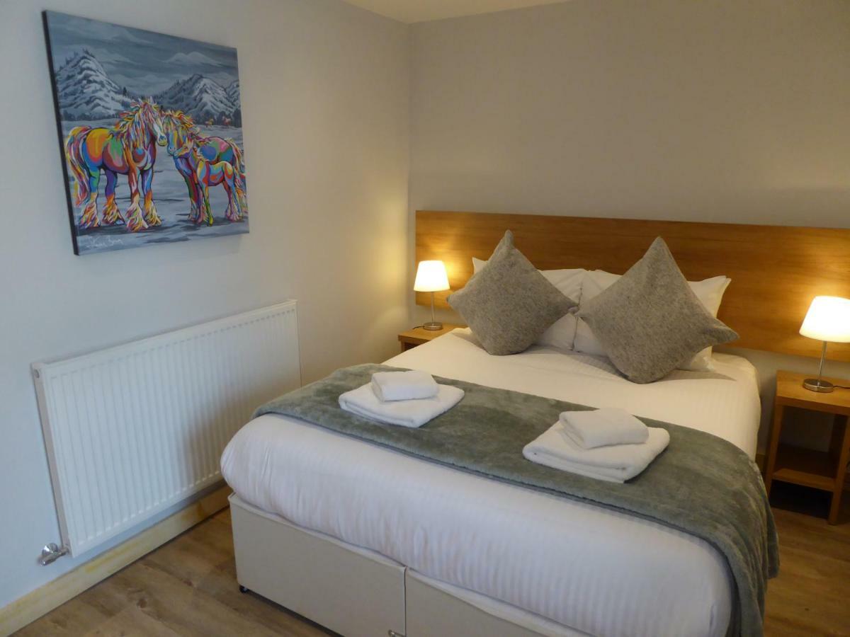 Auchendennan Farm Self Catering Cottages Balloch Dış mekan fotoğraf